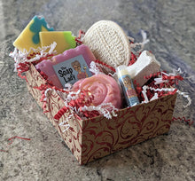 Load image into Gallery viewer, soap and bath products gift box
